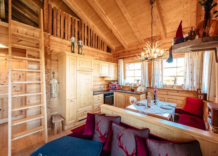 Almhütten Skorianz - Rote Hirschhütte *